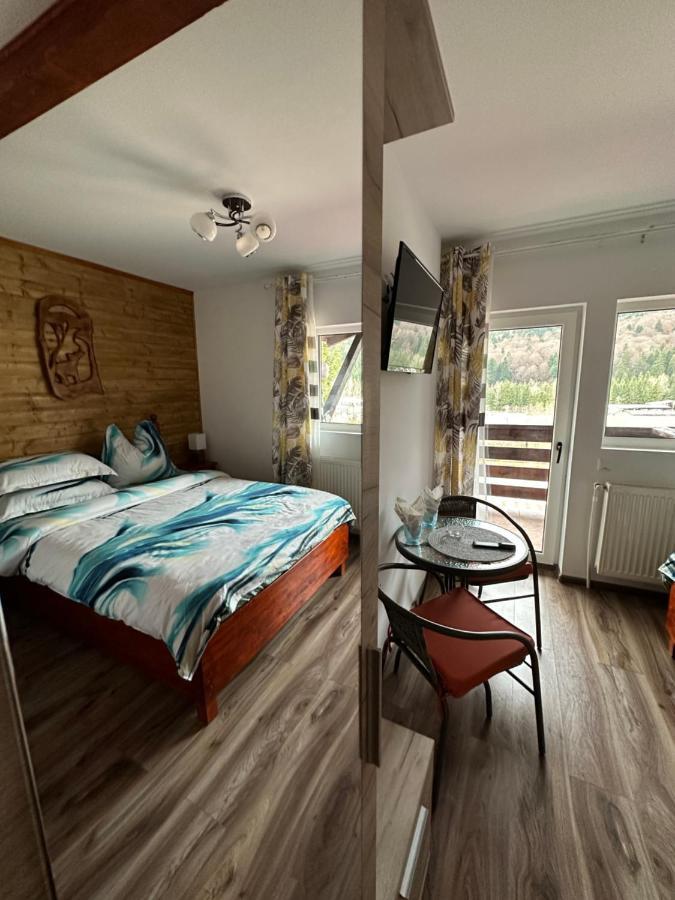 Casa Rares Buşteni Екстериор снимка
